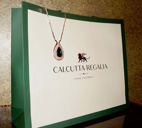 D-Cut Handle Paper Bags